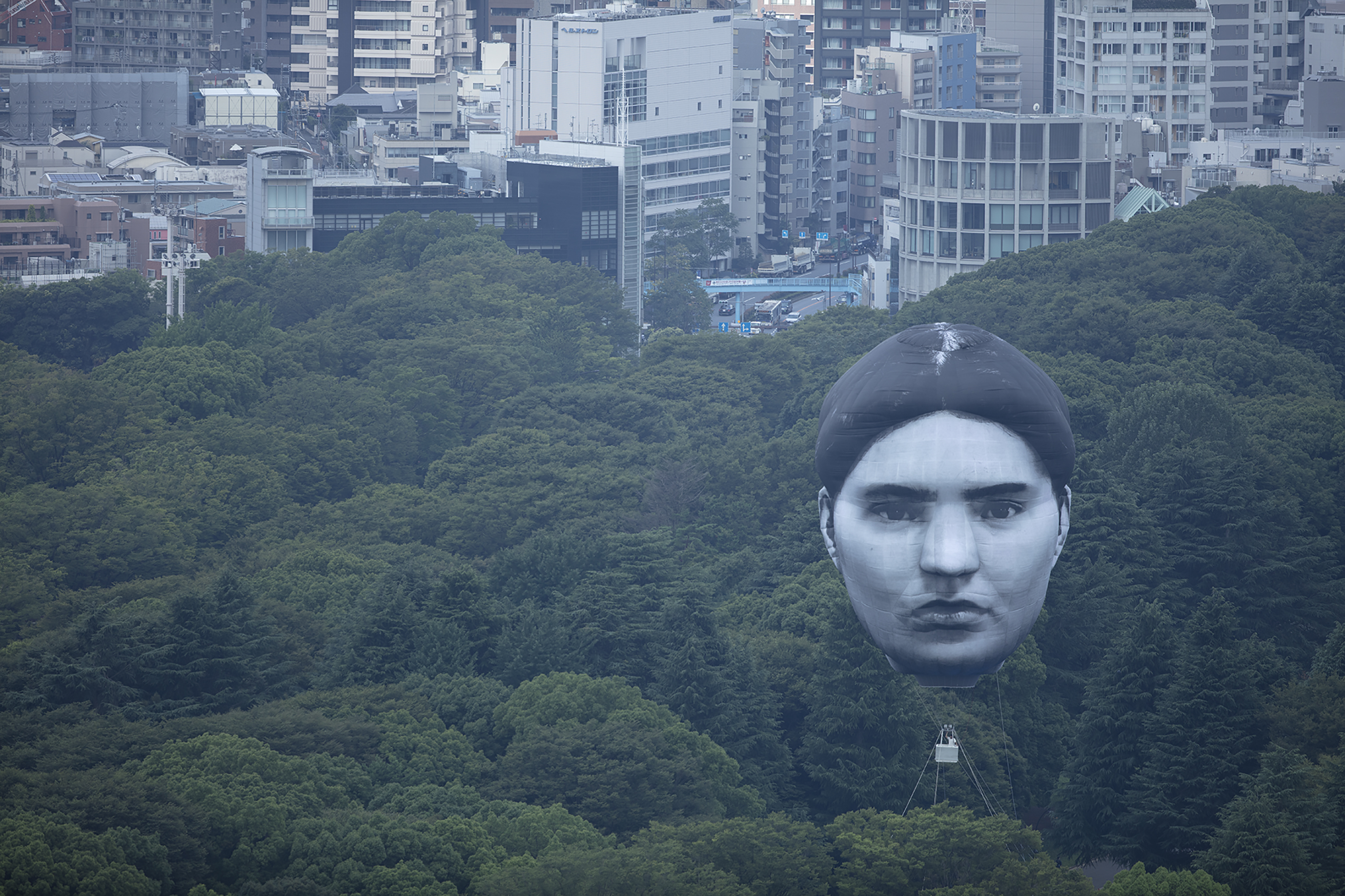 【おすすめアート】 東京上空に巨大な“誰かの顔”が浮上！『まさゆめ』プロジェクト