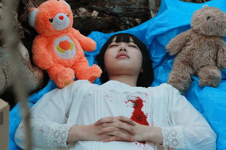 【映画】朝倉加葉子監督によるブラックユーモア溢れる作品！10月31日公開『女の子よ死体と踊れ』